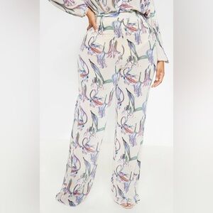 PRETTYLITTLETHING Plus Dusty Pink Floral Wide Leg Pants Trousers Size 18 NWT